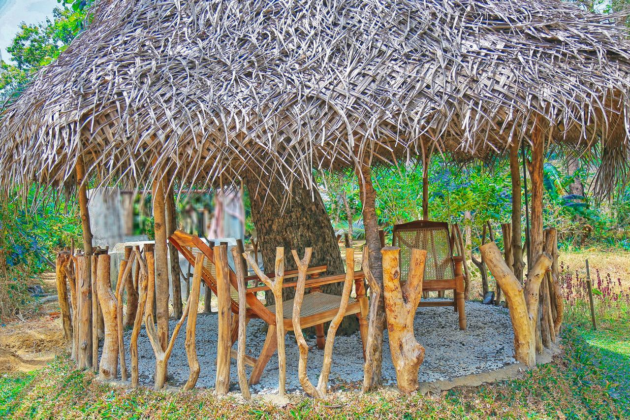 Hotel Sigiriya Rock Hide Exterior foto