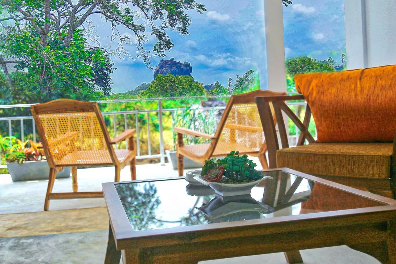 Hotel Sigiriya Rock Hide Exterior foto
