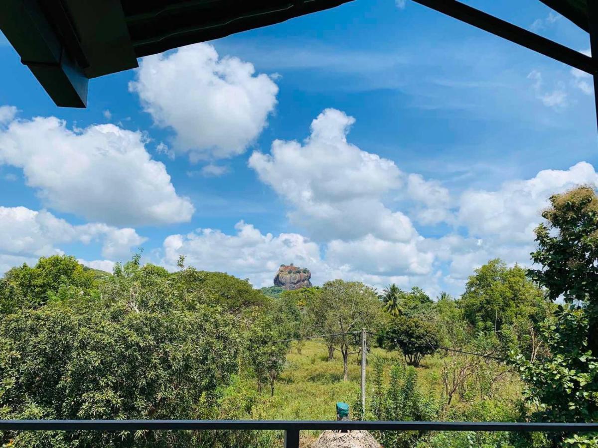 Hotel Sigiriya Rock Hide Exterior foto